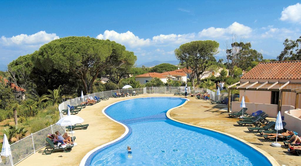 Residence Odalys Domaine Des Eucalyptus Saint Aygulf Bagian luar foto